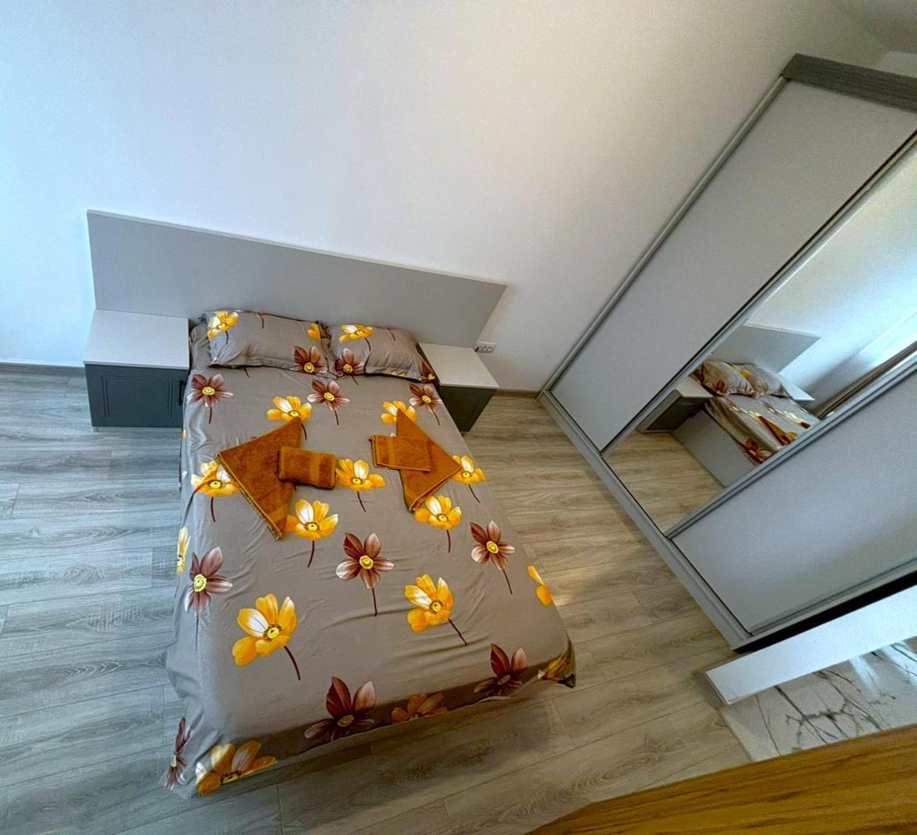 Sky View - Free Parking Apartment Iasi Luaran gambar