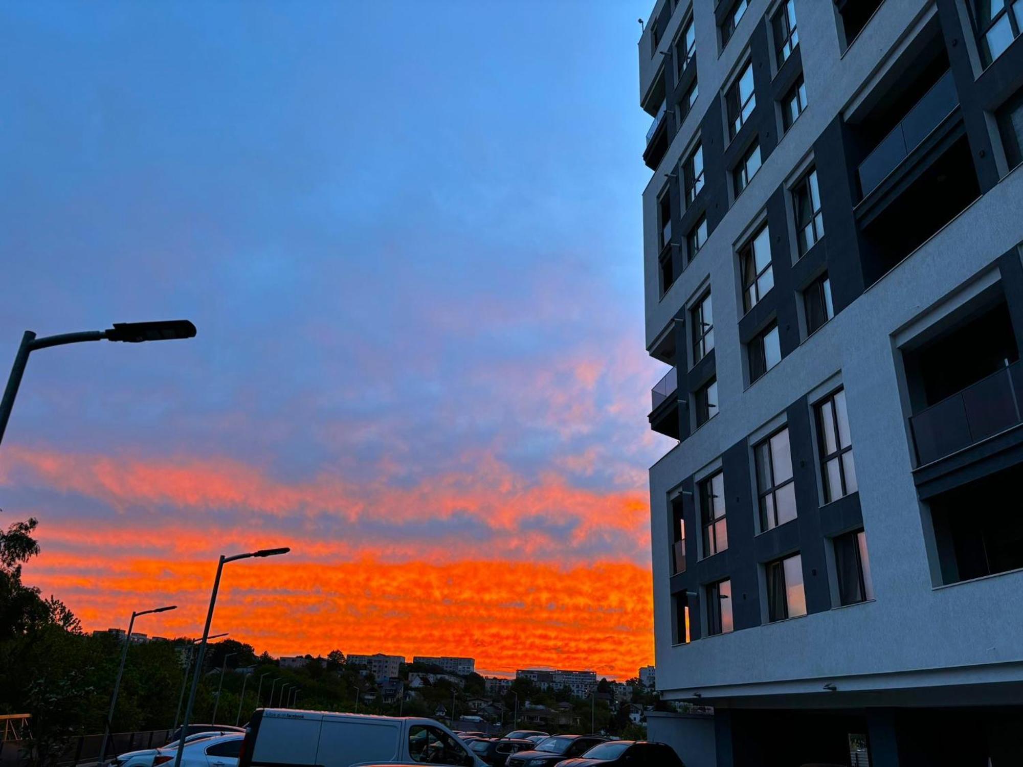 Sky View - Free Parking Apartment Iasi Luaran gambar