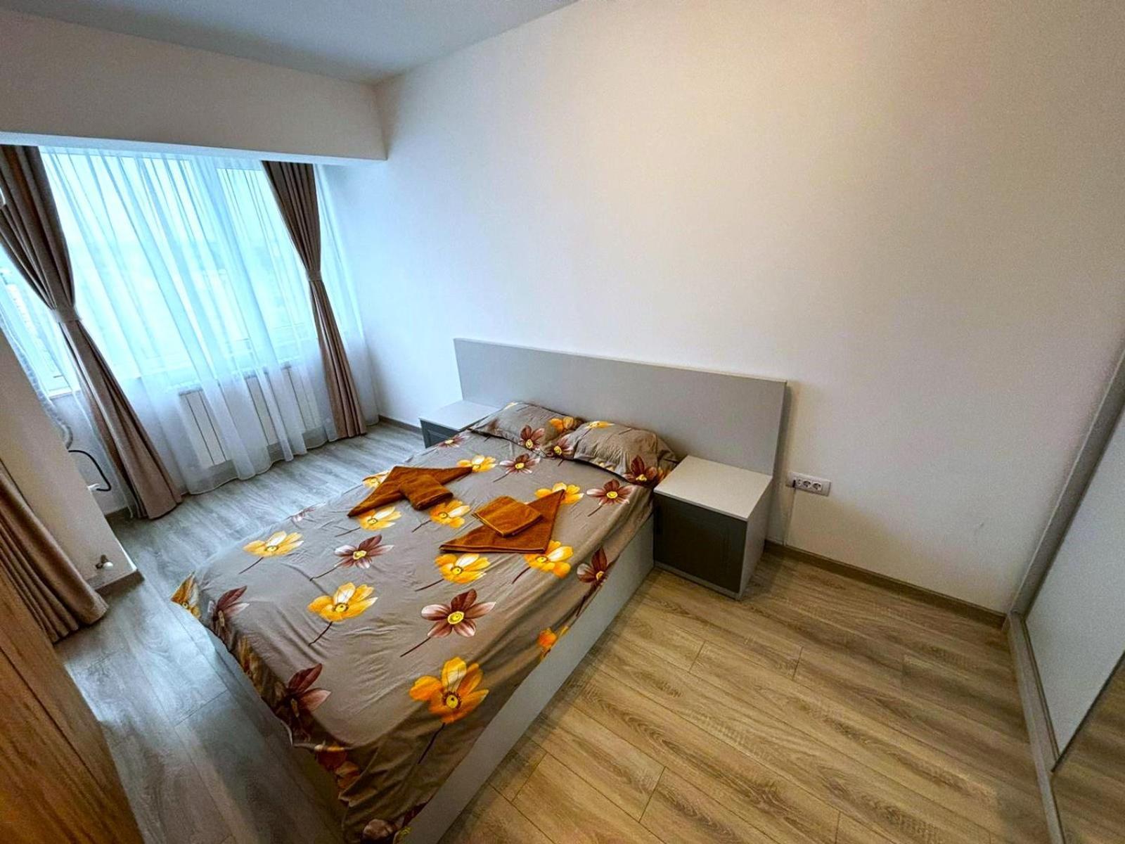 Sky View - Free Parking Apartment Iasi Luaran gambar