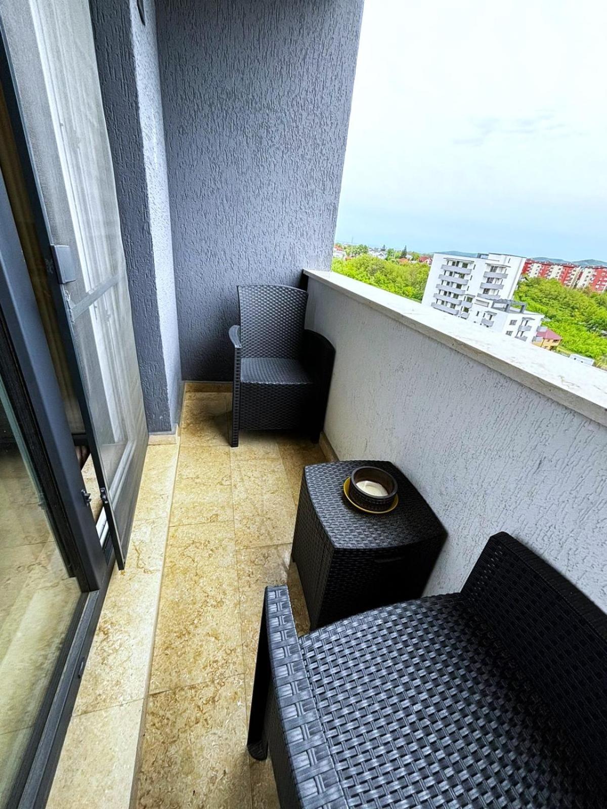Sky View - Free Parking Apartment Iasi Luaran gambar