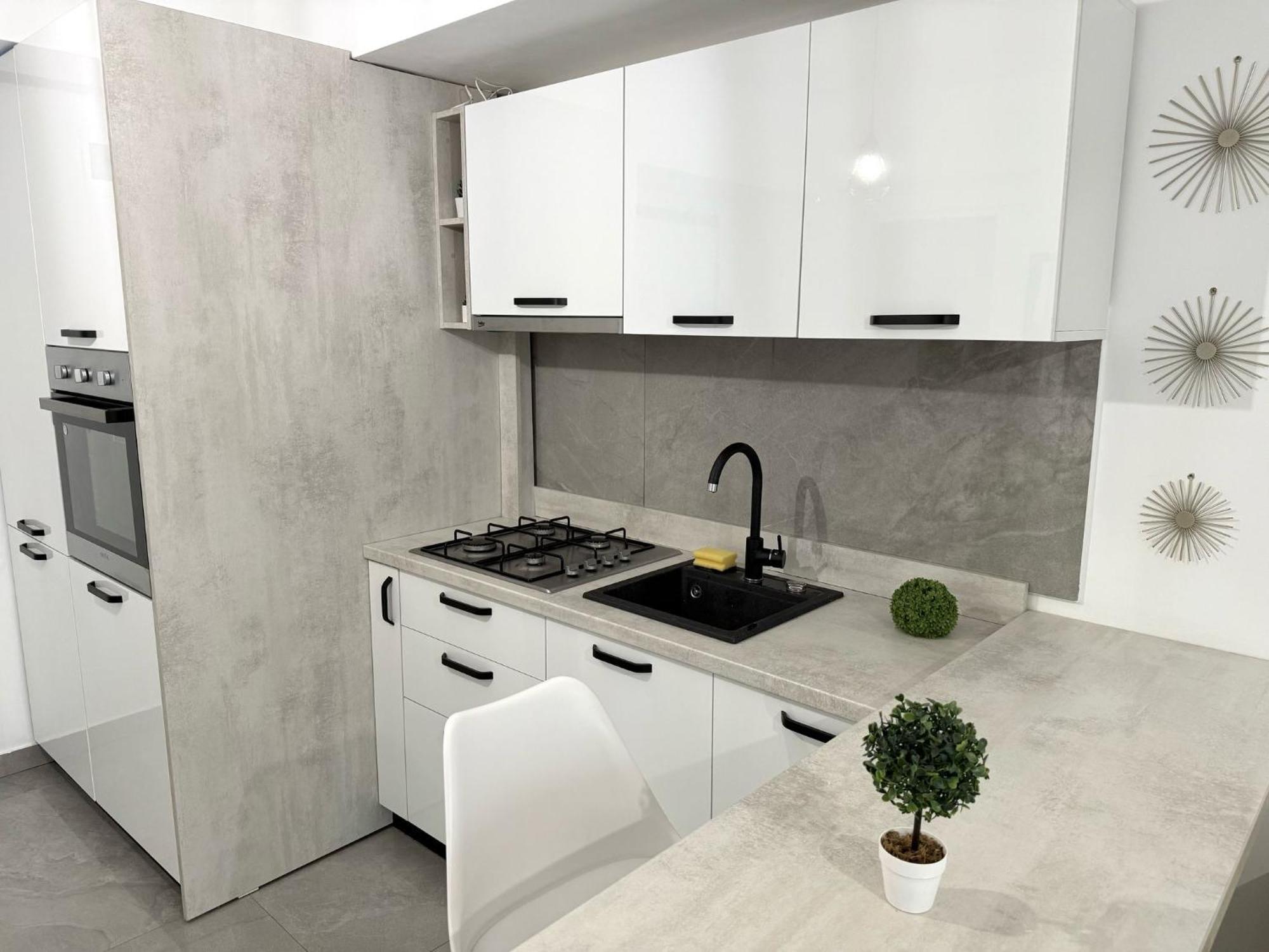 Sky View - Free Parking Apartment Iasi Luaran gambar