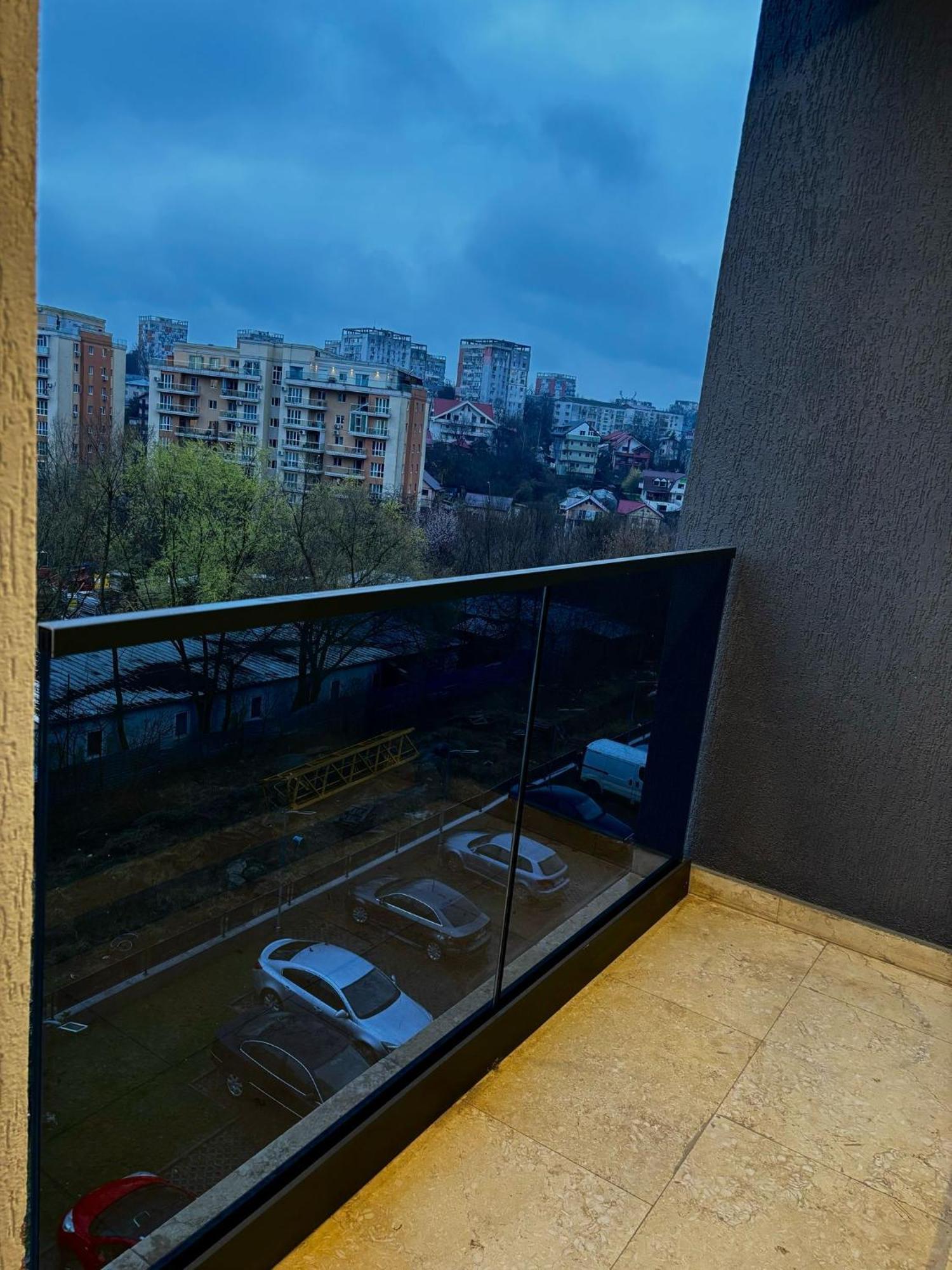 Sky View - Free Parking Apartment Iasi Luaran gambar