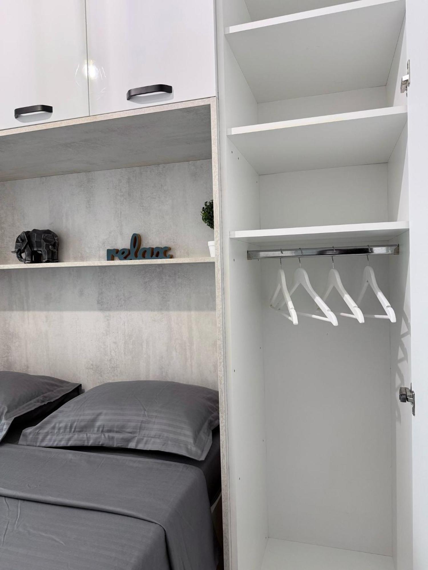 Sky View - Free Parking Apartment Iasi Luaran gambar