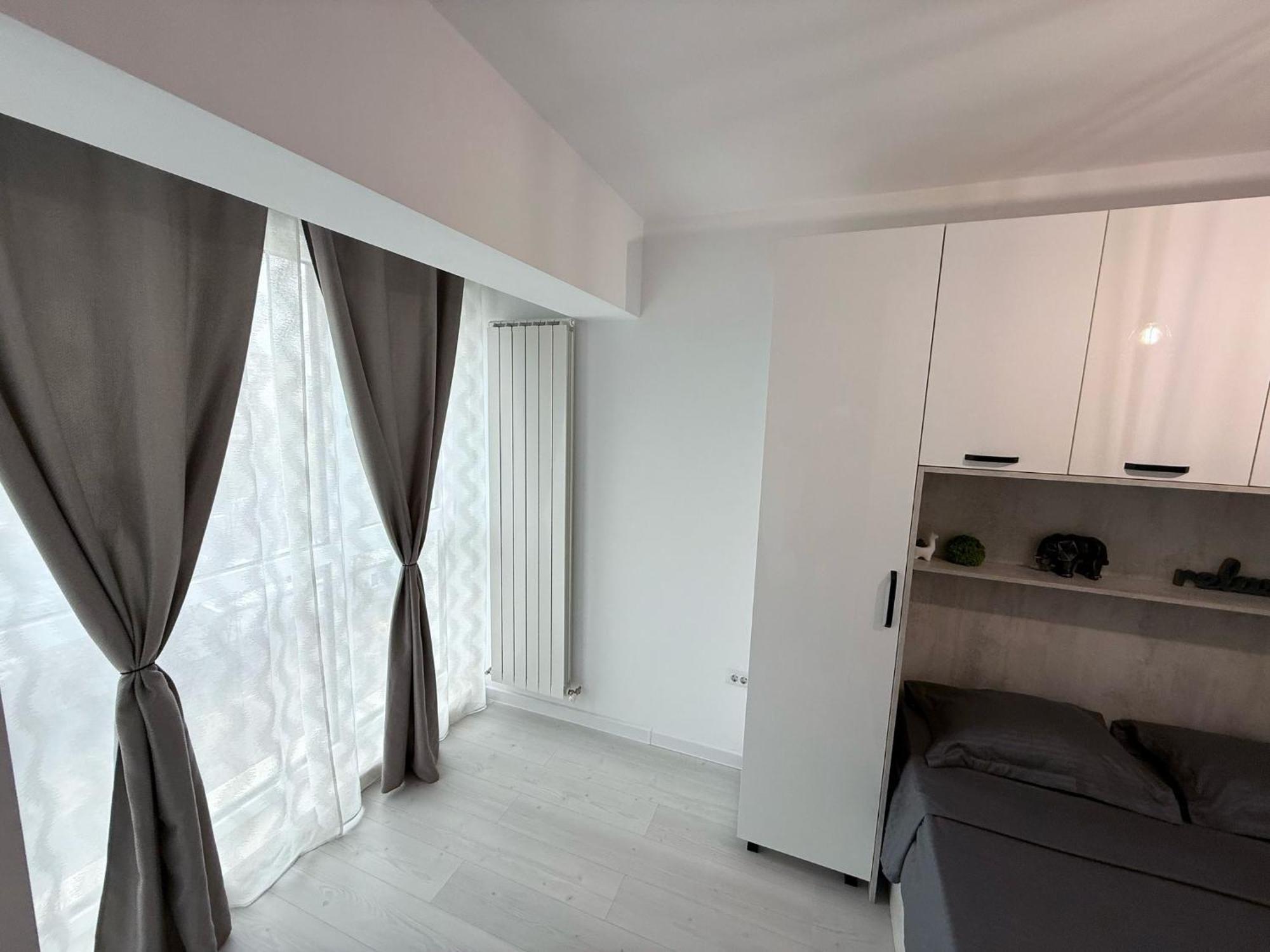 Sky View - Free Parking Apartment Iasi Luaran gambar