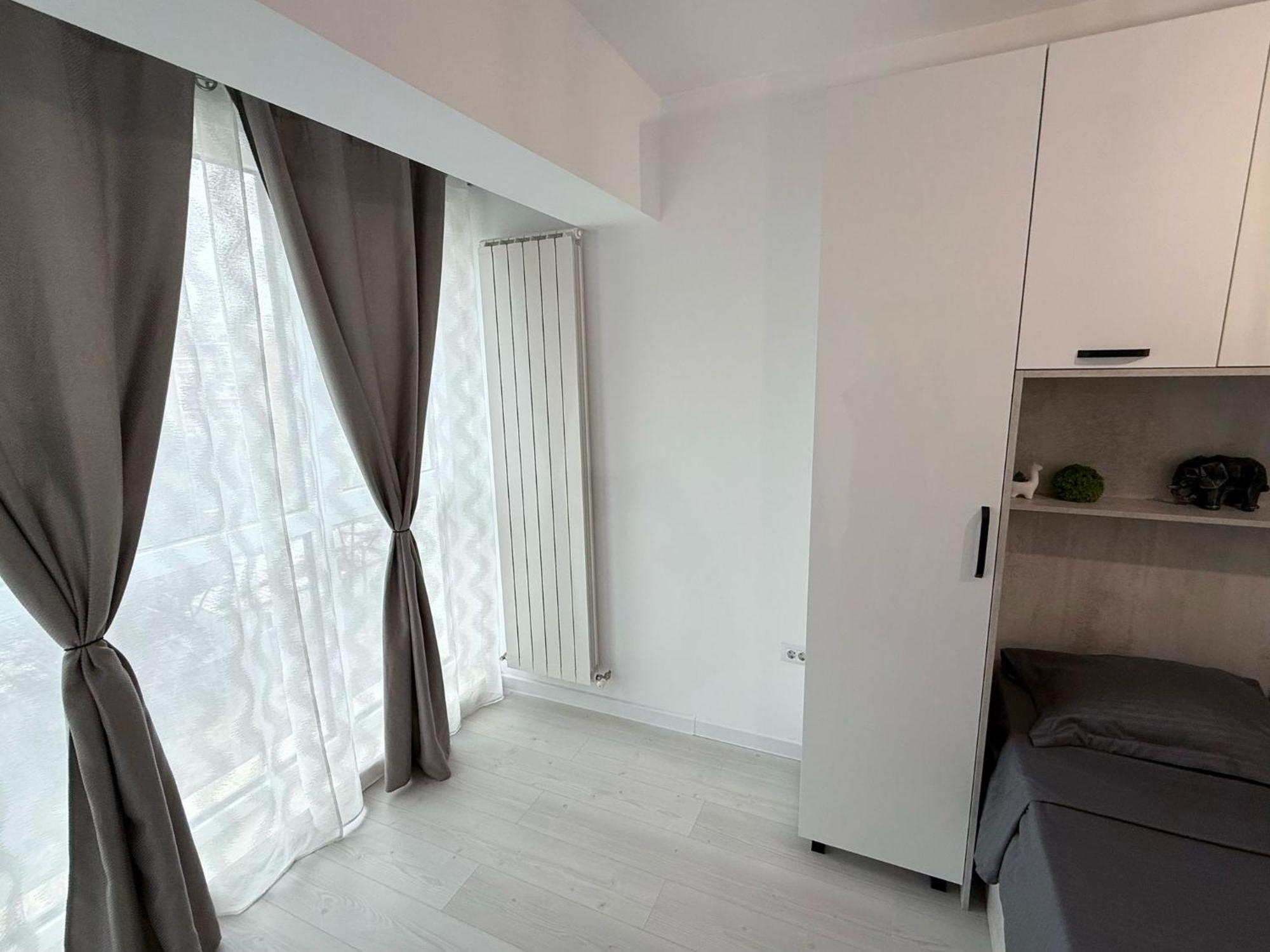 Sky View - Free Parking Apartment Iasi Luaran gambar